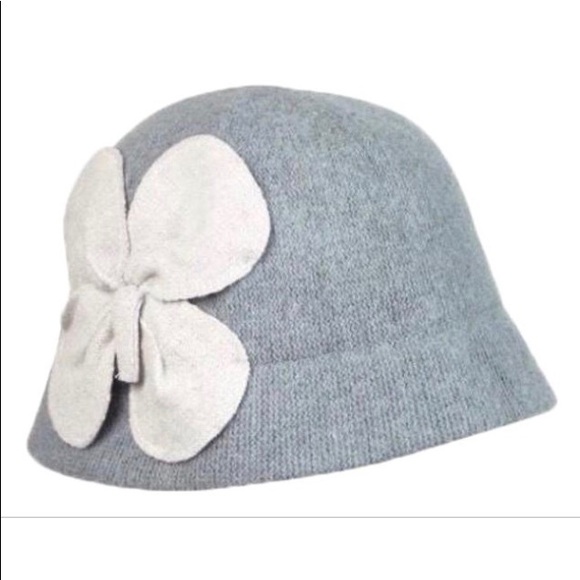 August Grey Wool/Nylon Cloche Hat w/Flower NWT - Picture 1 of 5